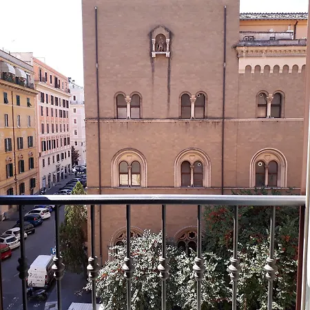 Casa de hóspedes Residenza Cola Di Rienzo - In