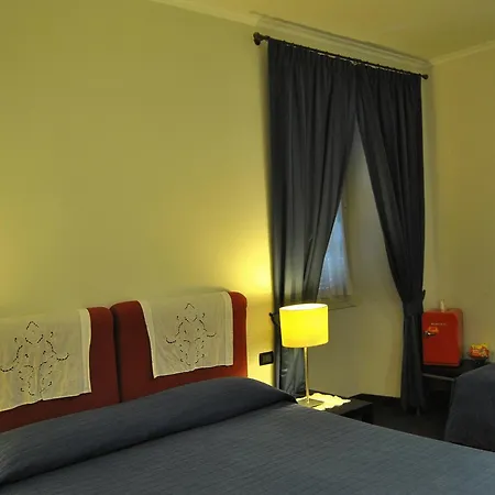 Casa de hóspedes Residenza Cola Di Rienzo - In 2*