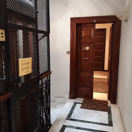 Cola Di Rienzo - In 4*