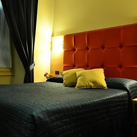 Cola Di Rienzo - In Gasthof 4*