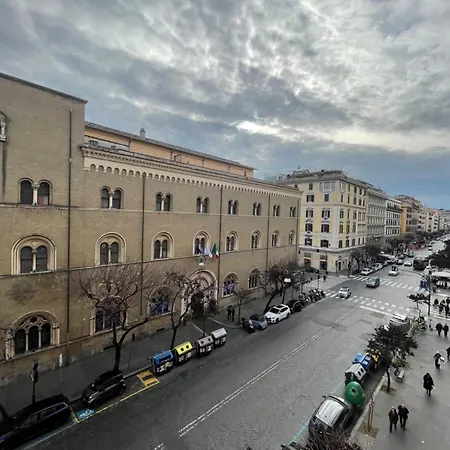 Residenza Cola Di Rienzo - In Pensionat